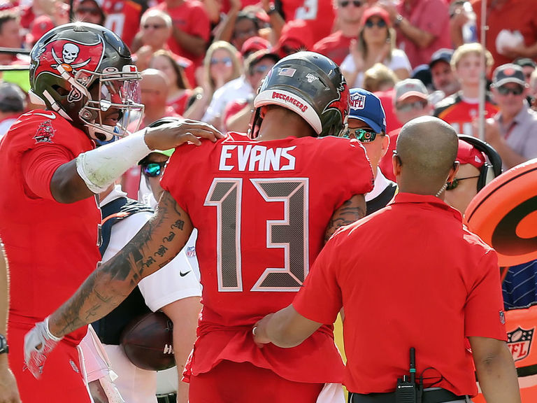 Fantasy podcast Surviving massive injury surge, top waiver adds