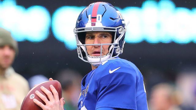 EAST RUTHERFORD, NJ - DECEMBER 01: New York Giants quarterback Eli Manning (10) prior to the National Football League game between the New York Giants and the Green Bay Packers on December 1, 2019 at MetLife Stadium in East Rutherford, NJ.