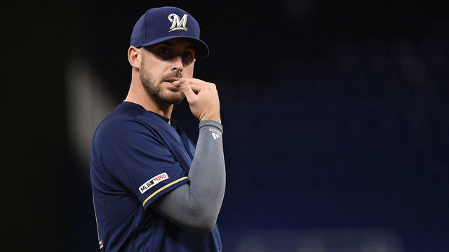 MIAMI, FLORIDA - SEPTEMBER 10: Travis Shaw #21 of the Milwaukee Brewers in action against the Miami Marlins at Marlins Park on September 10, 2019 in Miami, Florida.