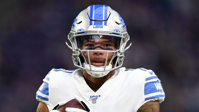 MINNEAPOLIS, MINNESOTA - DECEMBER 08: Detroit Lions wide receiver Marvin Jones #11 warms up prior to the game against the Minnesota Vikings at U.S. Bank Stadium on December 08, 2019 in Minneapolis, Minnesota.