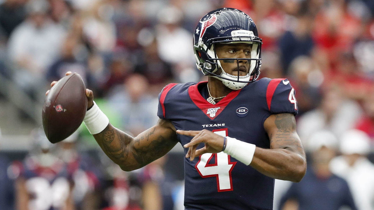 HOUSTON, TX - OCTOBER 27: Deshaun Watson #4 of the Houston Texans looks to pass in the first half against the Oakland Raiders at NRG Stadium on October 27, 2019 in Houston, Texas.