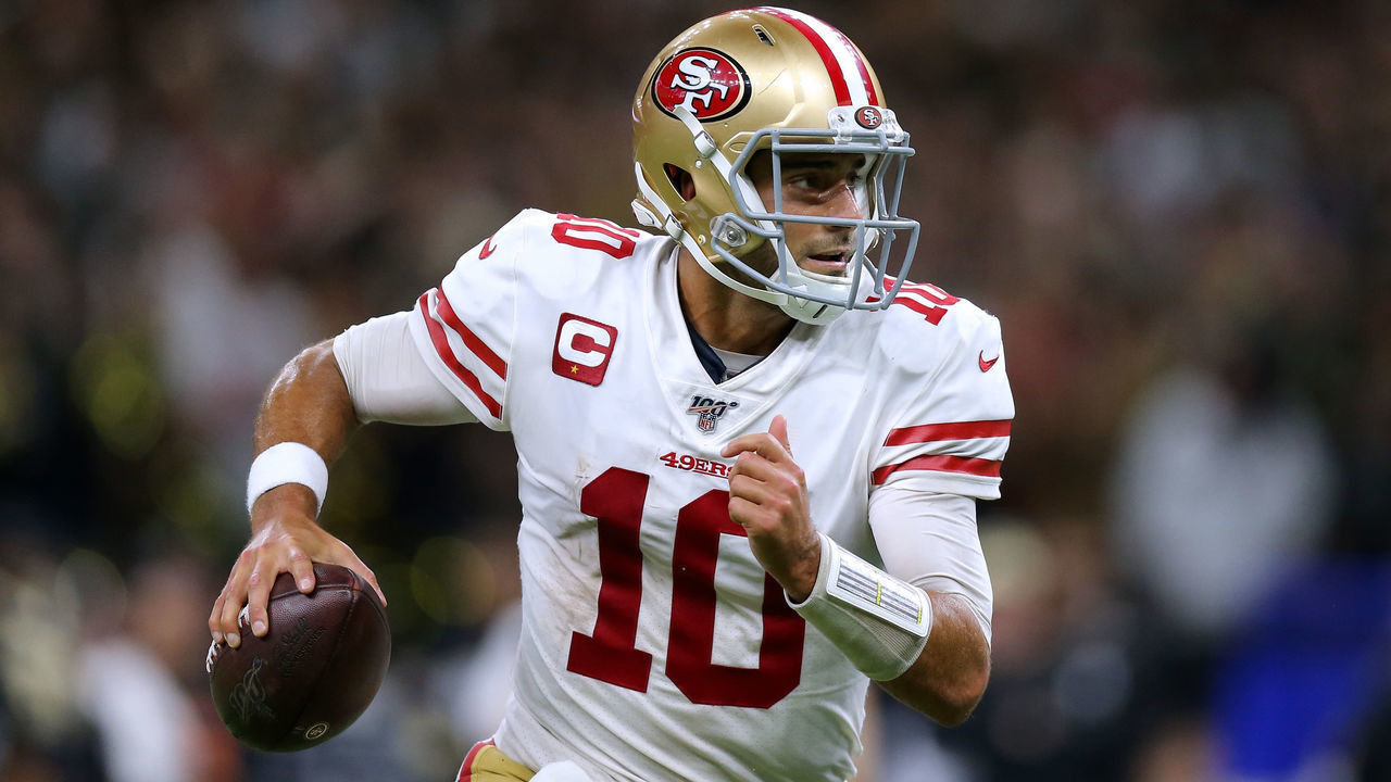 NEW ORLEANS, LOUISIANA - DECEMBER 08: Jimmy Garoppolo #10 of the San Francisco 49ers throws the ball against the New Orleans Saints during a game at the Mercedes Benz Superdome on December 08, 2019 in New Orleans, Louisiana.
