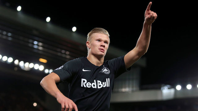 LIVERPOOL, ENGLAND - OCTOBER 02: Erling Haaland of Salzburg celebrates after scoring their 3rd goal during the UEFA Champions League group E match between Liverpool FC and RB Salzburg at Anfield on October 2, 2019 in Liverpool, United Kingdom.
