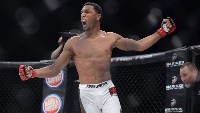 UNCASVILLE, CT - APRIL 21: A.J. McKee (red gloves) takes on Dominic Mazzotta (blue gloves) during their Featherweight bout on April 21, 2017 at Bellator 178 at the Mohegan Sun Arena in Uncasville, Connecticut. A.J. McKee defeats Dominic Mazzotta via ko by head kick of round 1.