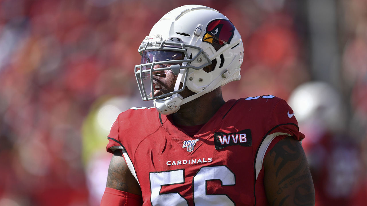 TAMPA, FL - NOVEMBER 10: Arizona Cardinals Linebacker Terrell Suggs (56) during the first half of an NFL game between the Arizona Cardinals and the Tampa Bay Bucs on November 10, 2019, at Raymond James Stadium in Tampa, FL.