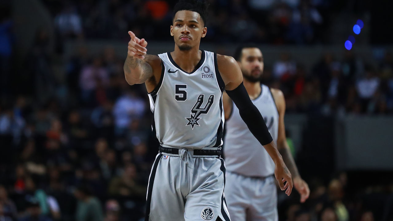 MEXICO CITY, MEXICO - DECEMBER 14: Dejounte Murray #5 of the San Antonio Spurs celebrates during a game between San Antonio Spurs and Phoenix Suns at Arena Ciudad de Mexico on December 14, 2019 in Mexico City, Mexico.