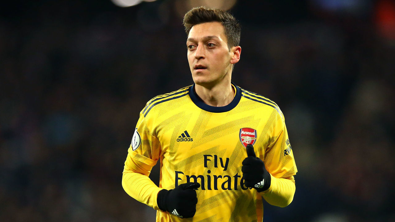 LONDON, ENGLAND - DECEMBER 09: Mesut Ozil of Arsenal during the Premier League match between West Ham United and Arsenal FC at London Stadium on December 09, 2019 in London, United Kingdom.