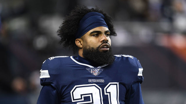 CHICAGO, ILLINOIS - DECEMBER 05: Ezekiel Elliott #21 of the Dallas Cowboys participates in warmups prior to a game against the Chicago Bears at Soldier Field on December 05, 2019 in Chicago, Illinois. The Bears defeated the Cowboys 31-24.