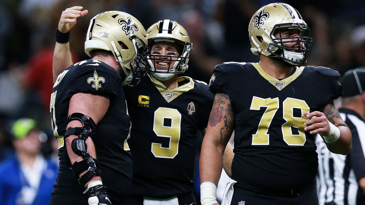 NEW ORLEANS, LOUISIANA - DECEMBER 16: Quarterback Drew Brees #9 of the New Orleans Saints and teammates celebrate his 540th career touchdown pass, for the most in league history, in the third quarter of the game against the Indianapolis Colts at Mercedes Benz Superdome on December 16, 2019 in New Orleans, Louisiana.