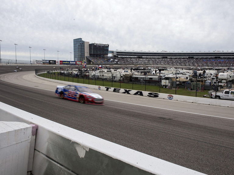 Texas Motor Speedway unveils largest HD screen | theScore.com