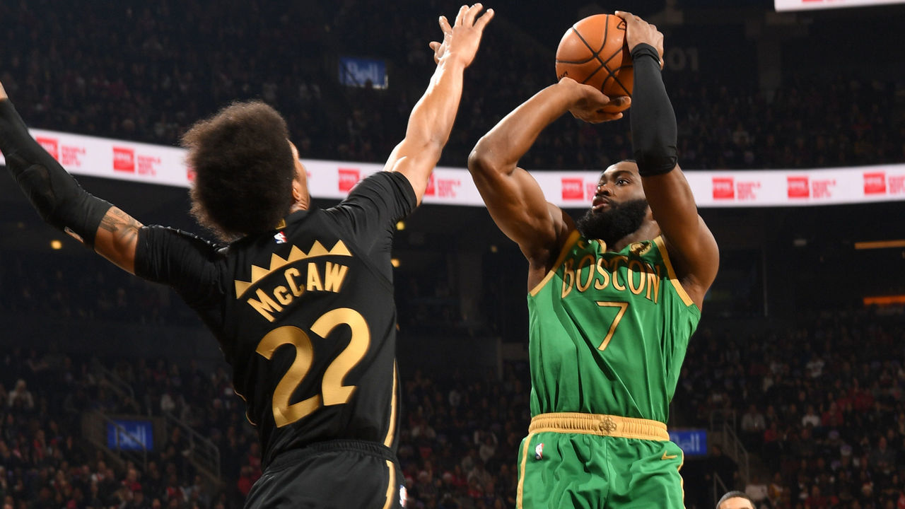 TORONTO, CANADA - DECEMBER 25: Jaylen Brown #7 of the Boston Celtics shoots the ball against the Toronto Raptors on December 25, 2019 at the Scotiabank Arena in Toronto, Ontario, Canada. Mandatory Copyright Notice: Copyright 2019 NBAE