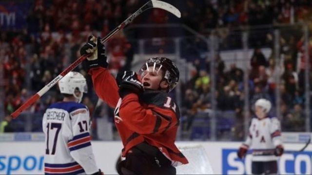Lafreniere dominates as Canada tops U.S. to start world juniors