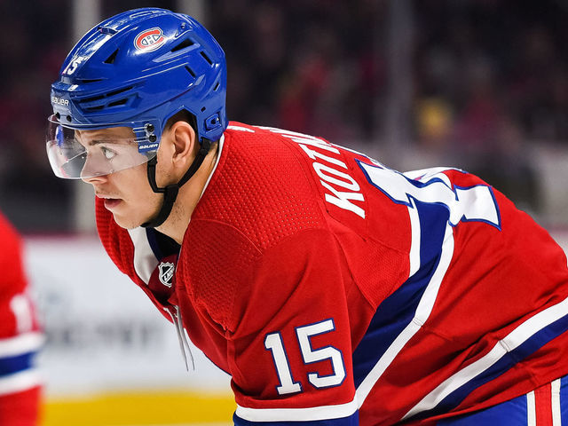 MONTREAL, QC - NOVEMBER 16: Montreal Canadiens center Jesperi Kotkaniemi (15) waits for a faceoff during the New Jersey Devils versus the Montreal Canadiens game on November 16, 2019, at Bell Centre in Montreal, QC