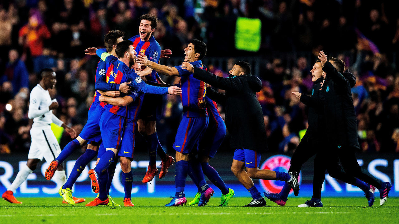 BARCELONA, SPAIN - MARCH 08: Lionel Messi of Barcelona celebrates with his team after winning 6-1 the UEFA Champions League Round of 16 second leg match between FC Barcelona and Paris Saint-Germain at Camp Nou on March 08, 2017 in Barcelona, Spain.