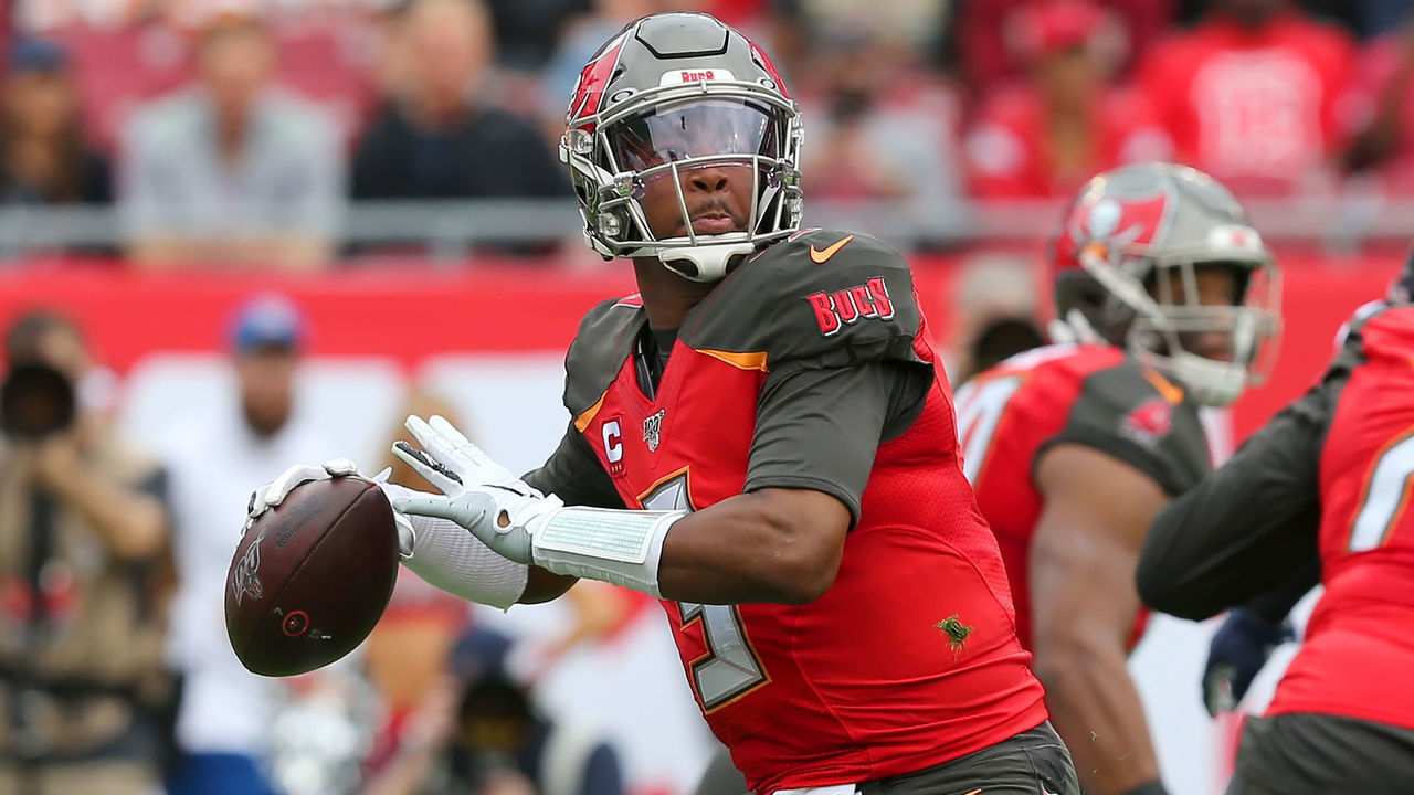 TAMPA, FL - DEC 21: Jameis Winston (3) of the Bucs throws the ball downfield during the regular season game between the Houston Texans and the Tampa Bay Buccaneers on December 21, 2019 at Raymond James Stadium in Tampa, Florida.