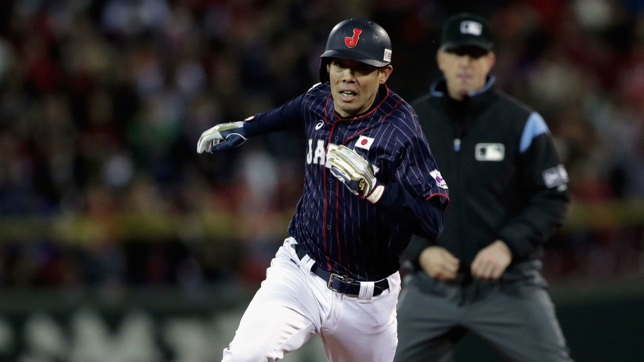 HIROSHIMA, JAPAN - NOVEMBER 13: Outfielder Shogo Akiyama #55 of Japan runs to make an inside-the-park home run in the top of 8th inning during the game four between Japan and MLB All Stars at Mazda Zoom Zoom Stadium Hiroshima on November 13, 2018 in Hiroshima, Japan.