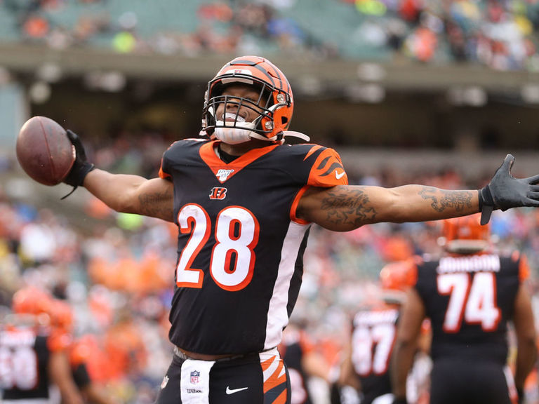 Report Bengals' Mixon could hold out without new deal