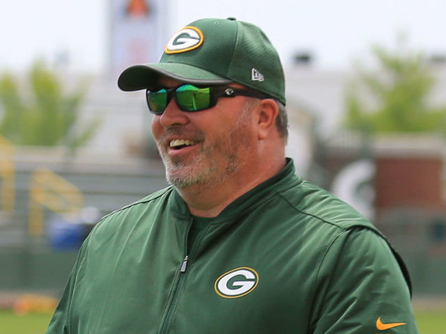 Report Browns Considering Mccarthy Wolf As Coach Gm Pairing Thescore Com