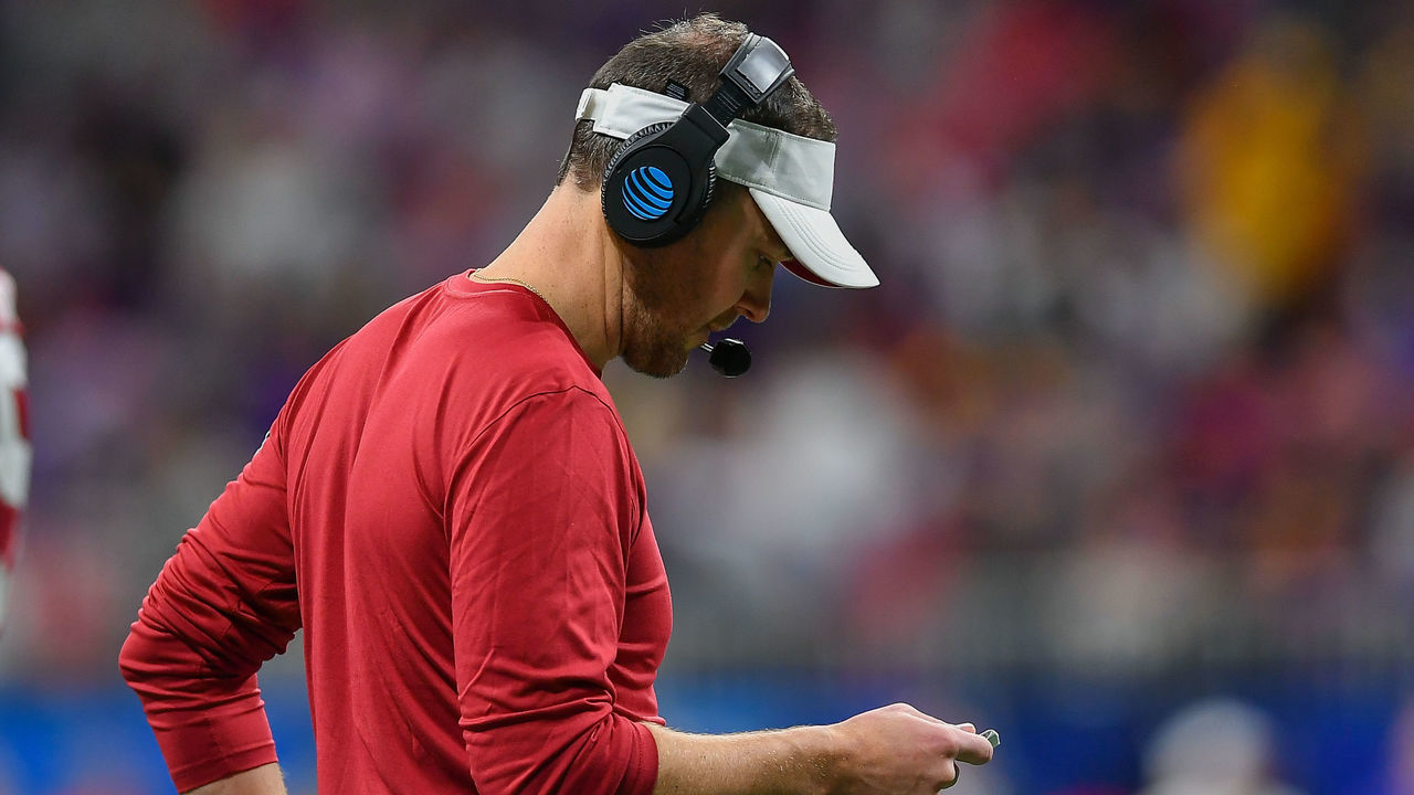 ATLANTA, GA - DECEMBER 28: Oklahoma head coach Lincoln Riley on the sideline during the College Football Playoff Semifinal game between the LSU Tigers and the Oklahoma Sooners on December 28th, 2019 at the Chick-fil-A Peach Bowl in Mercedes-Benz Stadium in Atlanta, GA.