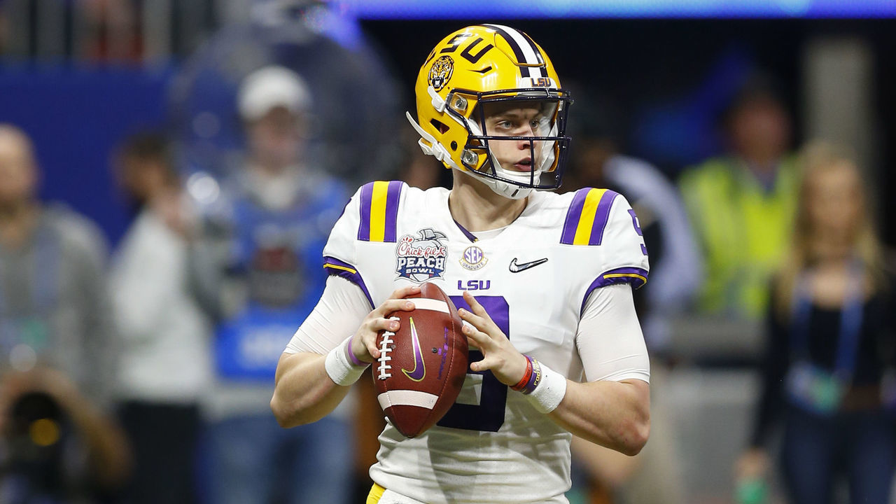 ATLANTA, GEORGIA - DECEMBER 28: Quarterback Joe Burrow #9 of the LSU Tigers drops back during the College Football Playoff Semifinal at the Chick-fil-A Peach Bowl against the Oklahoma Sooners at Mercedes-Benz Stadium on December 28, 2019 in Atlanta, Georgia.