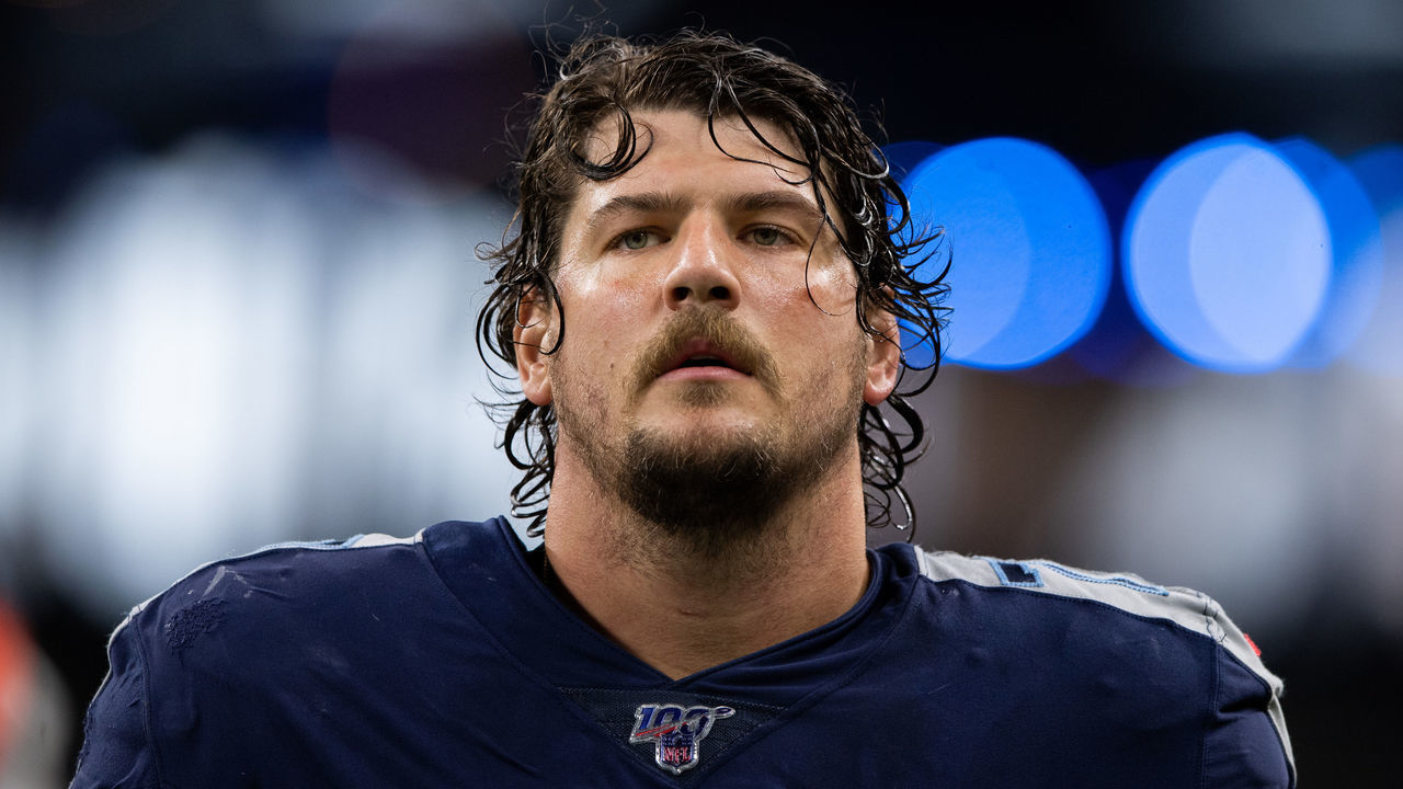INDIANAPOLIS, IN - DECEMBER 01: Tennessee Titans tackle Taylor Lewan (77) on the sidelines during the NFL game between the Tennessee Titans and the Indianapolis Colts on December 1, 2019 at Lucas Oil Stadium, in Indianapolis, IN.