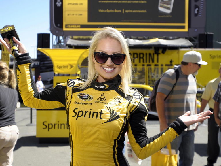 Miss Sprint Cup unexpectedly resigns for 'personal reasons' | theScore.com