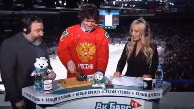 Watch: Russian junior player Dmitri Voronkov jokingly smashes 'TSN' camera