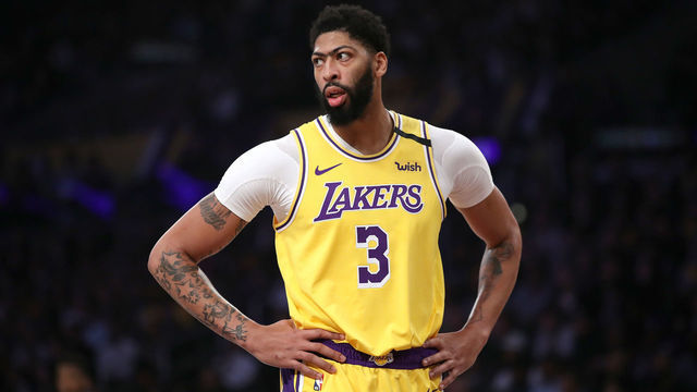 LOS ANGELES, CALIFORNIA - JANUARY 07: Anthony Davis #3 of the Los Angeles Lakers looks on during the first half of a game against the New York Knicks at Staples Center on January 07, 2020 in Los Angeles, California. NOTE TO USER: User expressly acknowledges and agrees that, by downloading and/or using this photograph, user is consenting to the terms and conditions of the Getty Images License Agreement