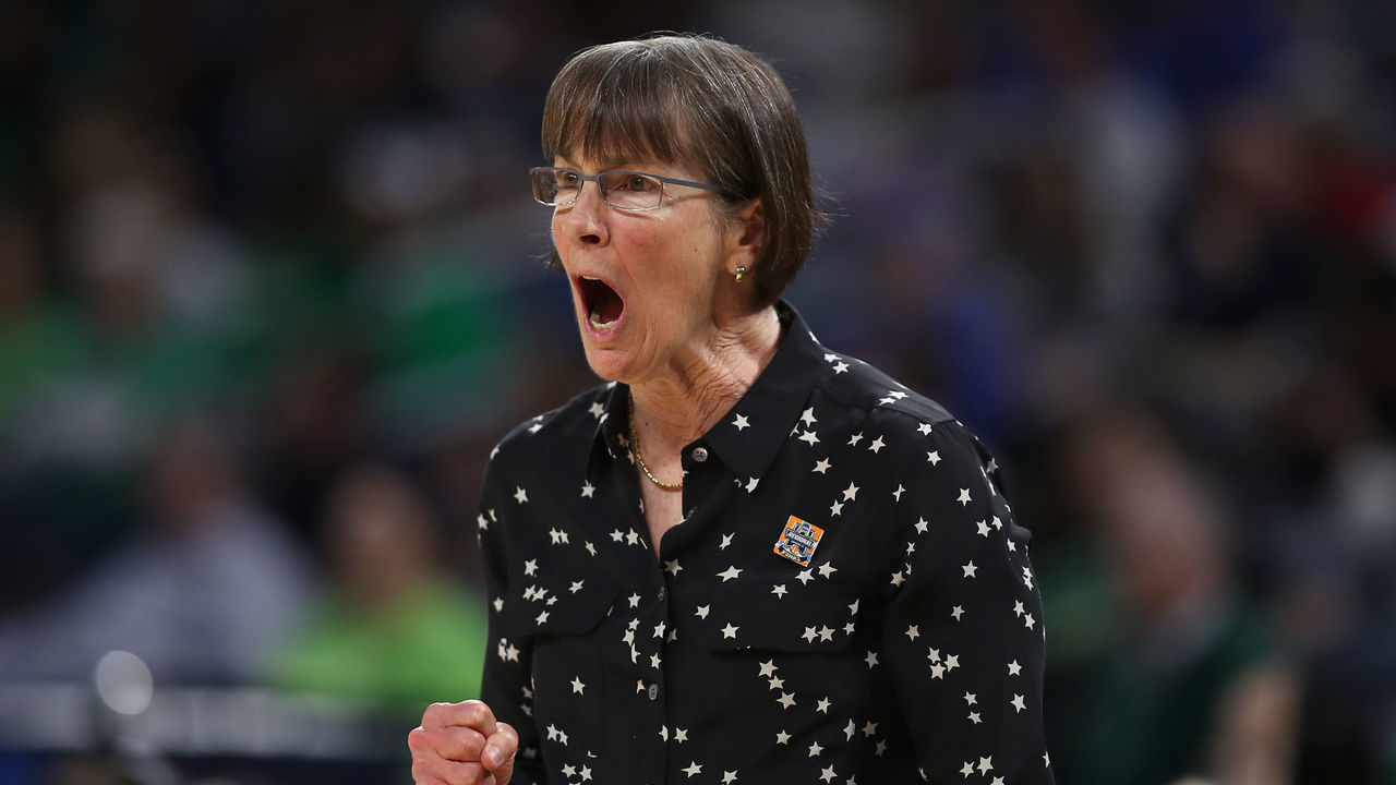 CHICAGO, IL - APRIL 01: Stanford Cardinal head coach Tara VanDerveer reacts to a play in game action during the Women's NCAA Division I Championship - Quarterfinals game between the Notre Dame Fighting Irish and the Stanford Cardinal on April 1, 2019 at the Wintrust Arena in Chicago, IL.
