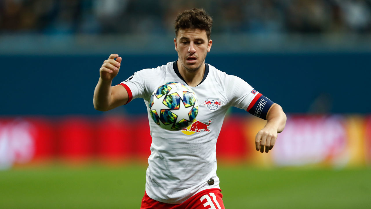 SAINT PETERSBURG, RUSSIA - NOVEMBER 05: midfielder Diego Demme of RB Leipzig during UEFA Champions League match FC Leipzig at FC Zenit on November 05, 2019, at Saint Petersburg Stadium in Saint Petersburg, Russia.