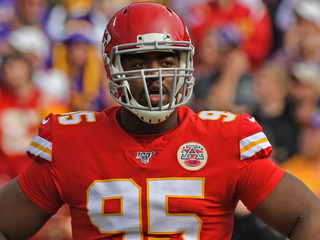 Chiefs DT Chris Jones begins holdout by skipping report day, reports say