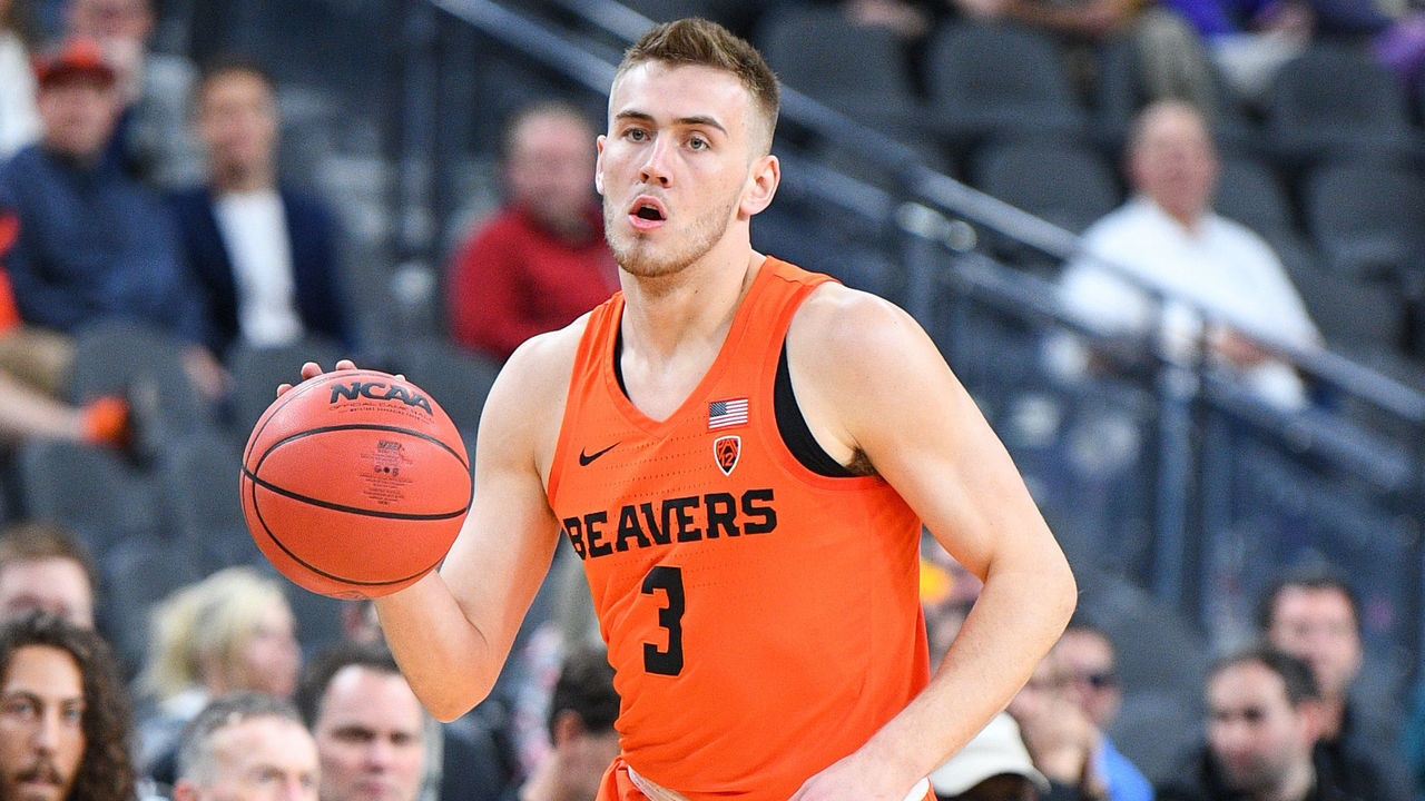 LAS VEGAS, NV - MARCH 7: Oregon State forward Tres Tinkle (3) brings the ball up the court during the first round game of the mens Pac-12 Tournament between the Washington Huskies and the Oregon State Beavers on March 7, 2018, at the T-Mobile Arena in Las Vegas, NV.