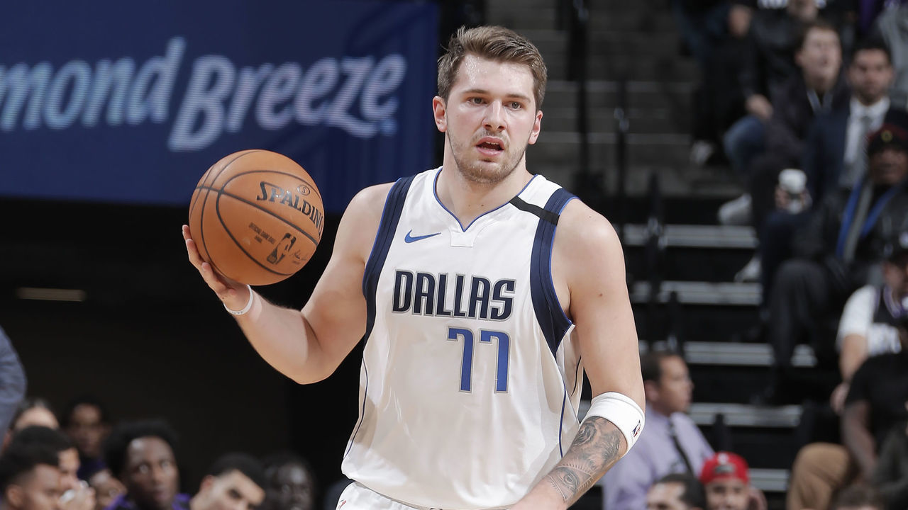 SACRAMENTO, CA - JANUARY 15: Luka Doncic #77 of the Dallas Mavericks handles the ball against the Sacramento Kings on January 15, 2020 at Golden 1 Center in Sacramento, California. Mandatory Copyright Notice: Copyright 2020 NBAE
