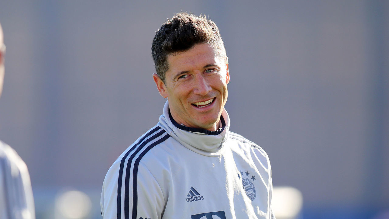 MUNICH, GERMANY - JANUARY 15: Robert Lewandowski of FC Bayern Muenchen smiles during a training session at Saebener Strasse training ground on January 15, 2020 in Munich, Germany.