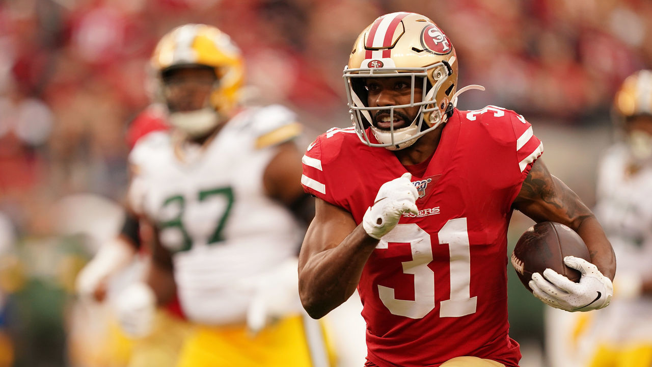 SANTA CLARA, CALIFORNIA - JANUARY 19: Raheem Mostert #31 of the San Francisco 49ers runs for a touchdown in the first quarter against the Green Bay Packers during the NFC Championship game at Levi's Stadium on January 19, 2020 in Santa Clara, California.