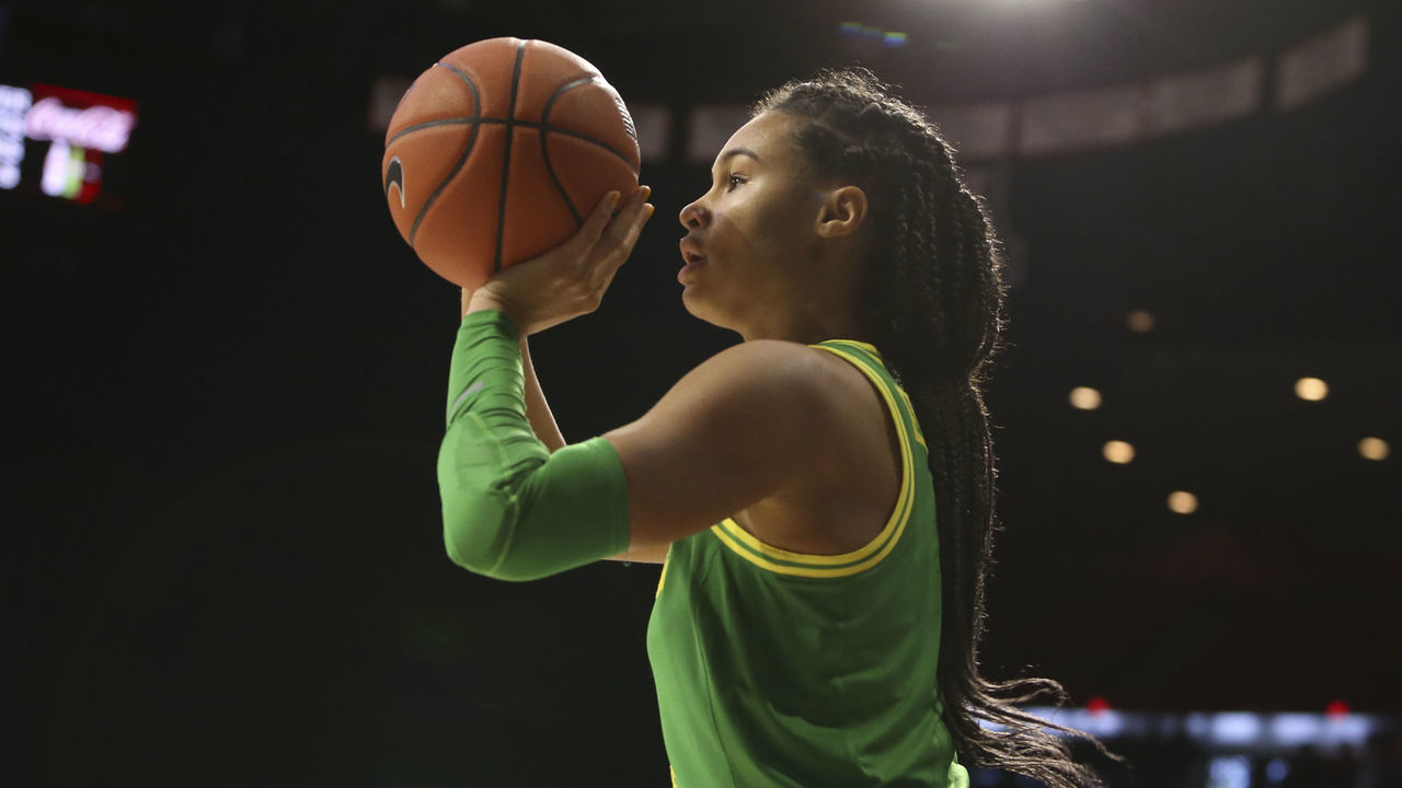TUCSON, AZ - JANUARY 12: Oregon Ducks forward Satou Sabally (0) shoots the ball during a college women's basketball game between the against the Oregon Ducks and the Arizona Wildcats on January 12, 2020, at McKale Center in Tucson, AZ.