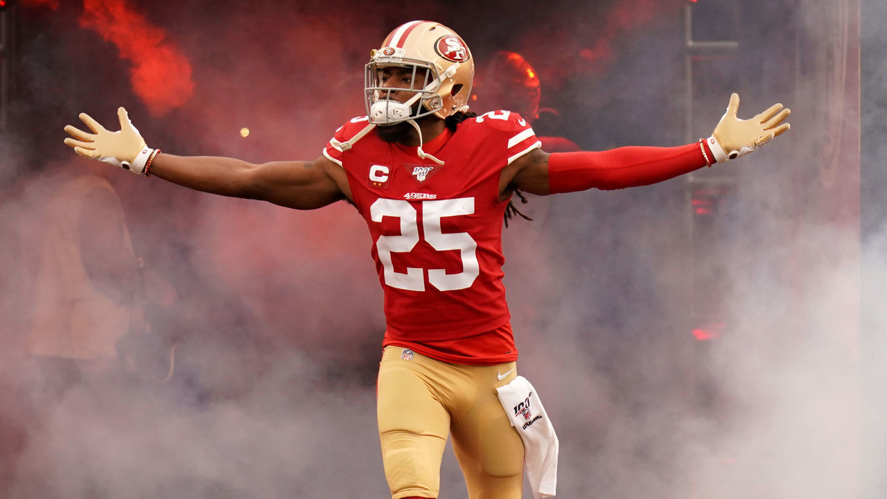SANTA CLARA, CALIFORNIA - JANUARY 19: Richard Sherman #25 of the San Francisco 49ers runs onto the field prior to the start of the NFC Championship game against the Green Bay Packers at Levi's Stadium on January 19, 2020 in Santa Clara, California.