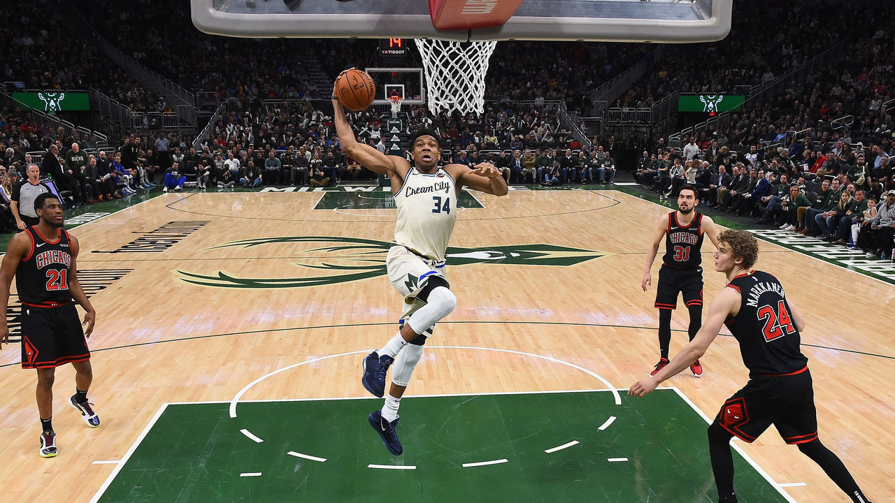MILWAUKEE, WISCONSIN - JANUARY 20: Giannis Antetokounmpo #34 of the Milwaukee Bucks dunks against the Chicago Bulls during the second half of a game at Fiserv Forum on January 20, 2020 in Milwaukee, Wisconsin.