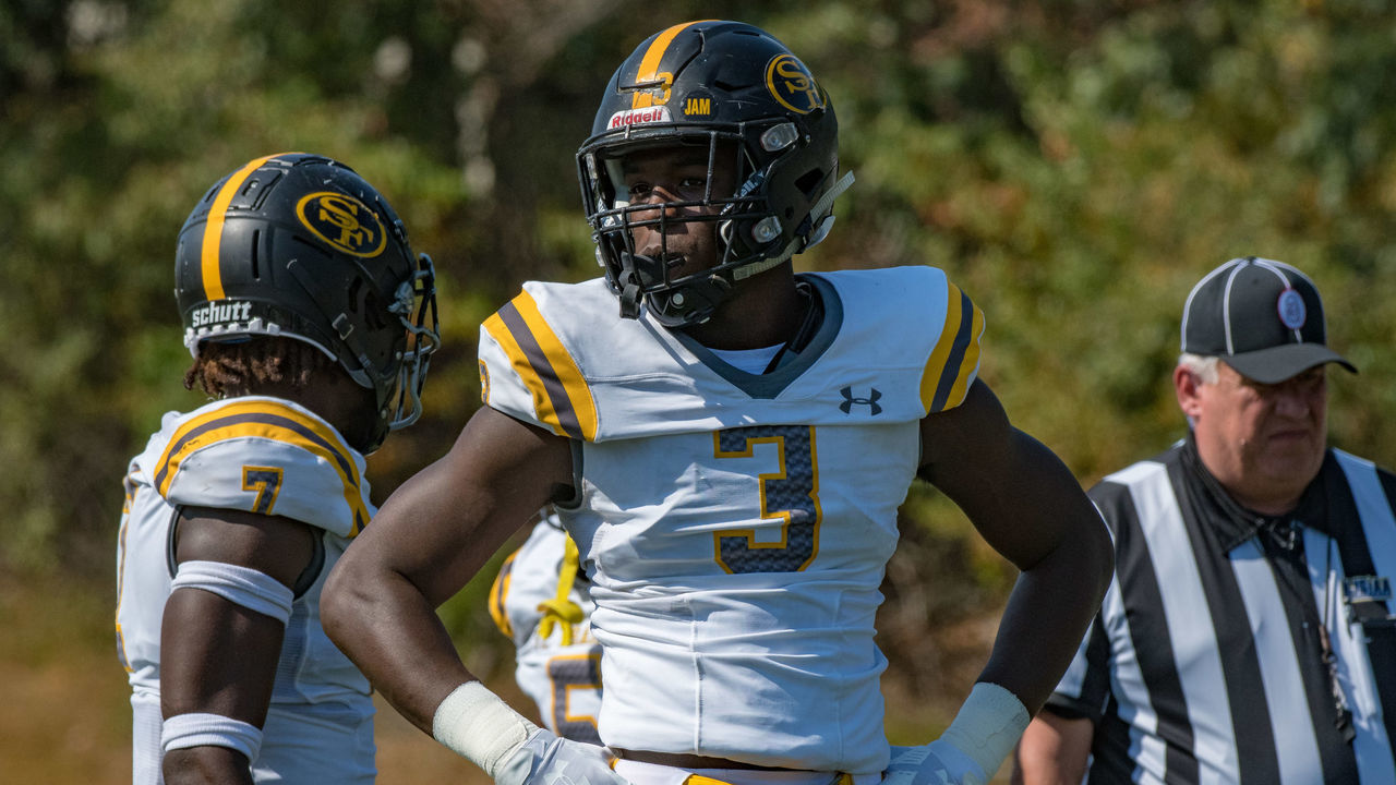 MONTVALE, NJ - SEPTEMBER 28: St. Frances Academy Panthers defensive end Demon Clowney (3) during the high school football game between the St Frances Academy Panthers and St Joseph Regional Green Knights on September 28, 2019 at St Joseph Regional High School in Montvale, NJ