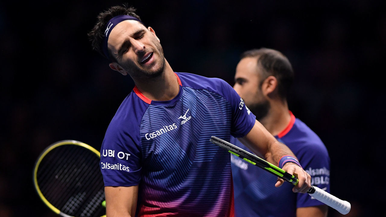 LONDON, ENGLAND - NOVEMBER 16: Robert Farah, playing partner of Juan Sebastian Cabal of Colombia reacts in their semi-final doubles match against Raven Klaasen of South Africa and Michael Venus of New Zealand during Day Seven of the Nitto ATP Finals at The O2 Arena on November 16, 2019 in London, England.