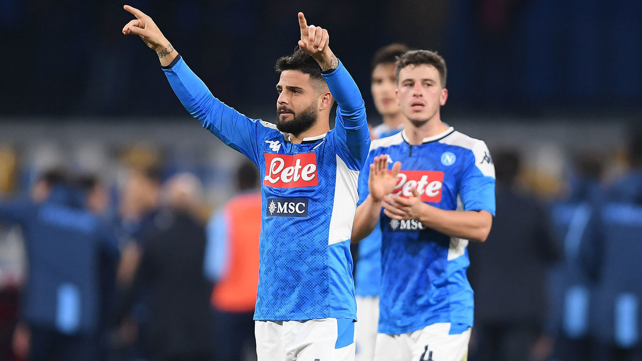 NAPLES, ITALY - JANUARY 21: Lorenzo Insigne of SSC Napoli celebrates the victory with his teammates after the Coppa Italia match between SSC Napoli and SS Lazio at Stadio San Paolo on January 21, 2020 in Naples, Italy.