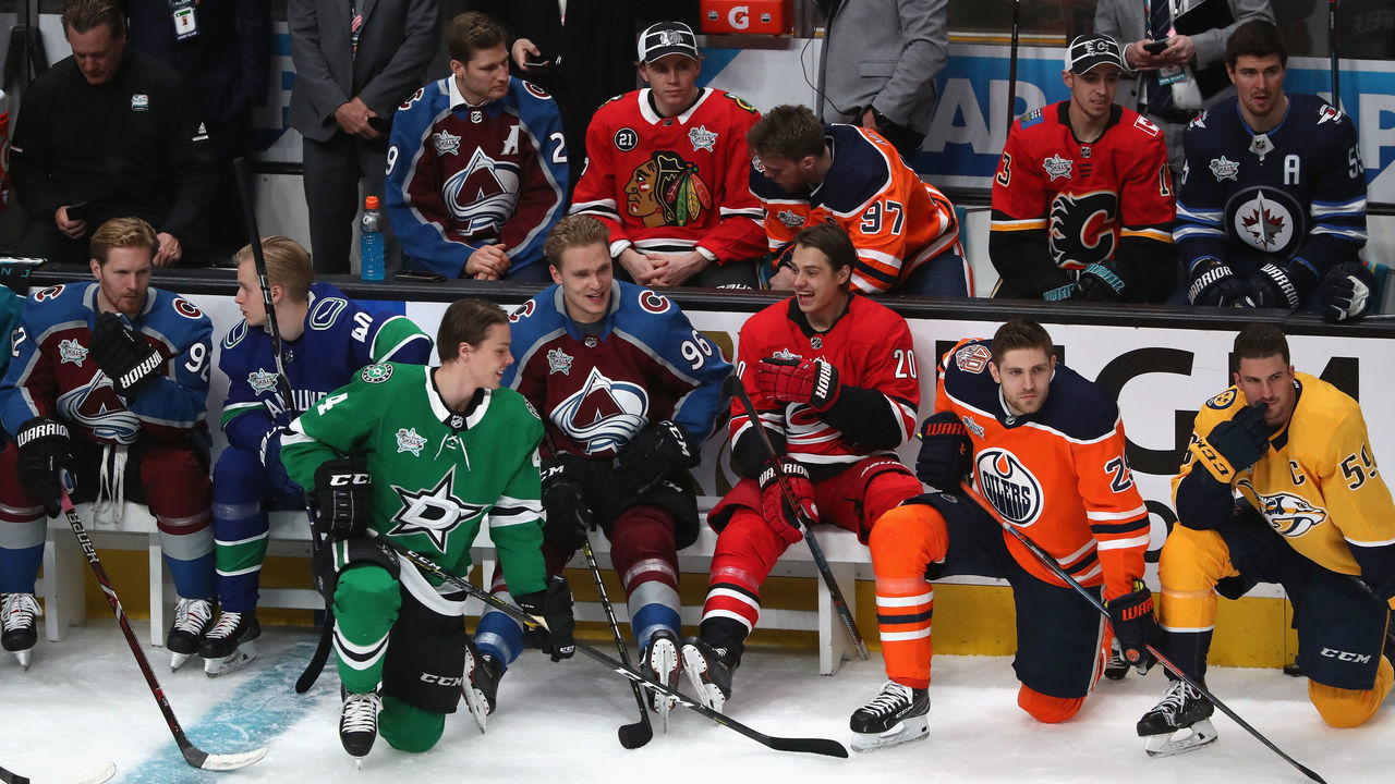 SAN JOSE, CA - JANUARY 25: Players of the Western conference watch the Enterprise NHL Premier Passer competition during the 2019 SAP NHL All-Star Skills at SAP Center on January 25, 2019 in San Jose, California.
