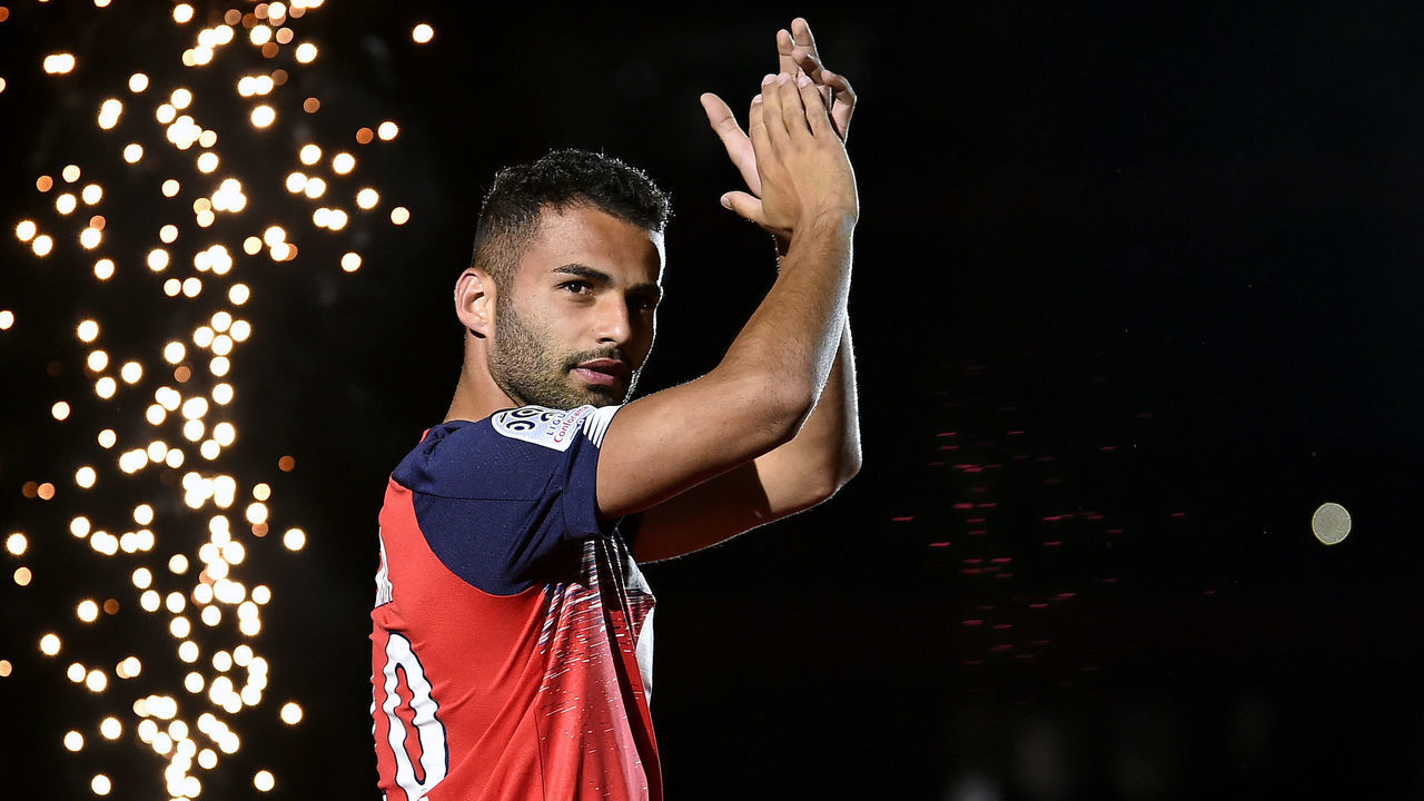 LILLE, FRANCE - AUGUST 03: Thiago Maia of Lille salutes the fans as he arrives on the pitch for the Friendly match between Lille and AS Roma at Stade Pierre Mauroy on August 03, 2019 in Lille, France.