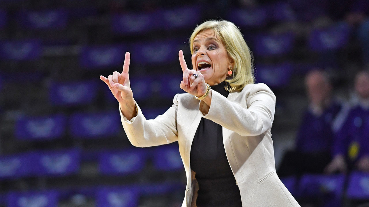MANHATTAN, KS - FEBRUARY 13: Head coach Kim Mulkey of the Baylor Bears instructs her team during the first half against the Kansas State Wildcats on February 13, 2019 at Bramlage Coliseum in Manhattan, Kansas.