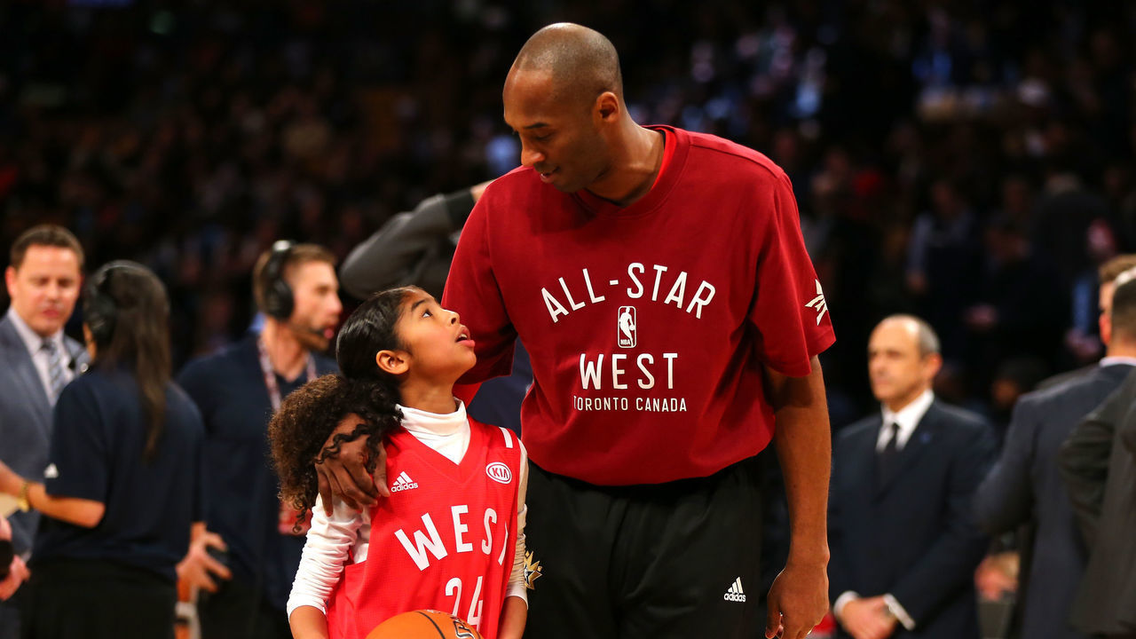 TORONTO, ON - FEBRUARY 14: Kobe Bryant #24 of the Los Angeles Lakers and the Western Conference warms up with daughter Gianna Bryant during the NBA All-Star Game 2016 at the Air Canada Centre on February 14, 2016 in Toronto, Ontario. NOTE TO USER: User expressly acknowledges and agrees that, by downloading and/or using this Photograph, user is consenting to the terms and conditions of the Getty Images License Agreement.
