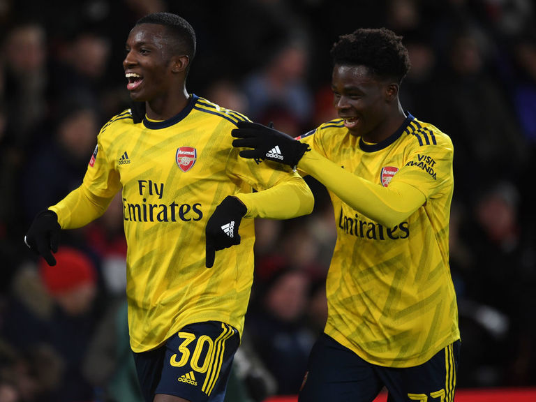 Saka, Nketiah shine as Arsenal move into FA Cup fifth round | theScore.com