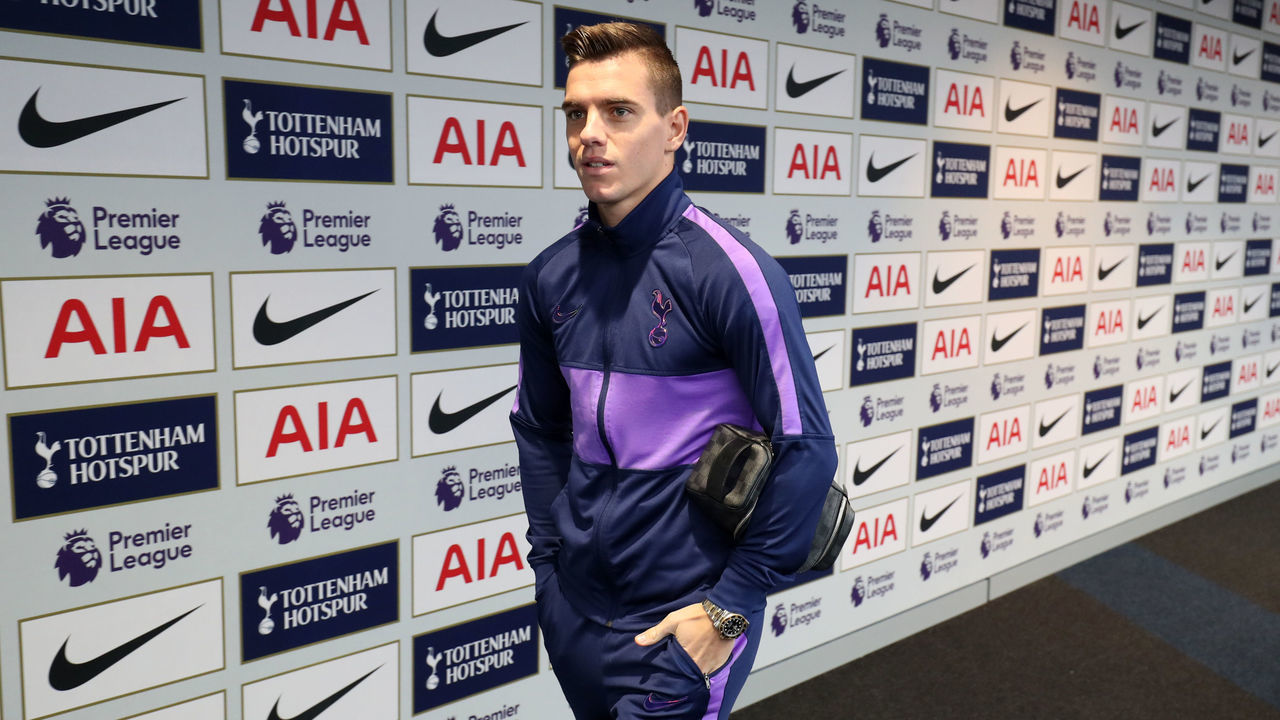 LONDON, ENGLAND - NOVEMBER 09: Giovani Lo Celso of Tottenham Hotspur arrives at the stadium prior to the Premier League match between Tottenham Hotspur and Sheffield United at Tottenham Hotspur Stadium on November 09, 2019 in London, United Kingdom.