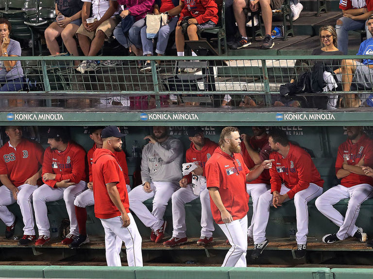 Report MLB caps number of pitchers on new 26man rosters at 13