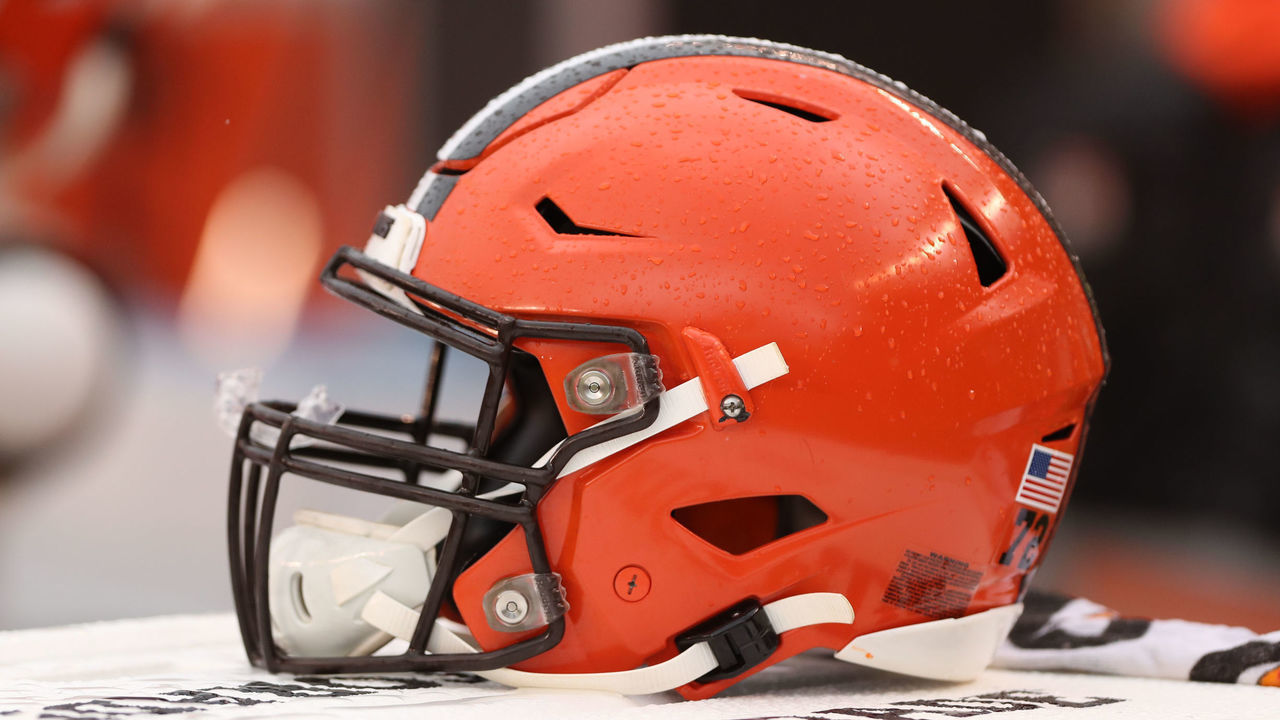 CINCINNATI, OH - DECEMBER 29: A Cleveland Browns helmet during the game against the Cleveland Browns and the Cincinnati Bengals on December 29th 2019, at Paul Brown Stadium in Cincinnati, OH.