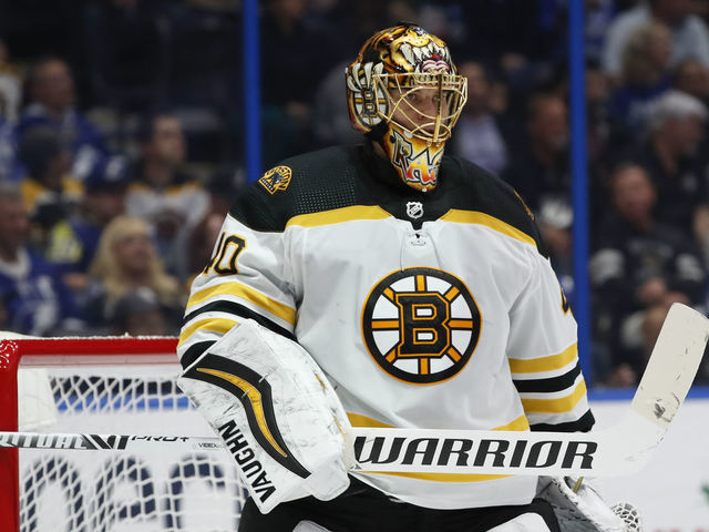 TAMPA, FL - DECEMBER 12: Boston Bruins goaltender Tuukka Rask (40) during the NHL game between the Boston Bruins and Tampa Bay Lightning on December 12, 2019 at Amalie Arena in Tampa, FL.